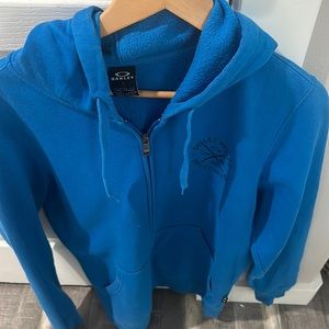 Oakley sweatshirt
